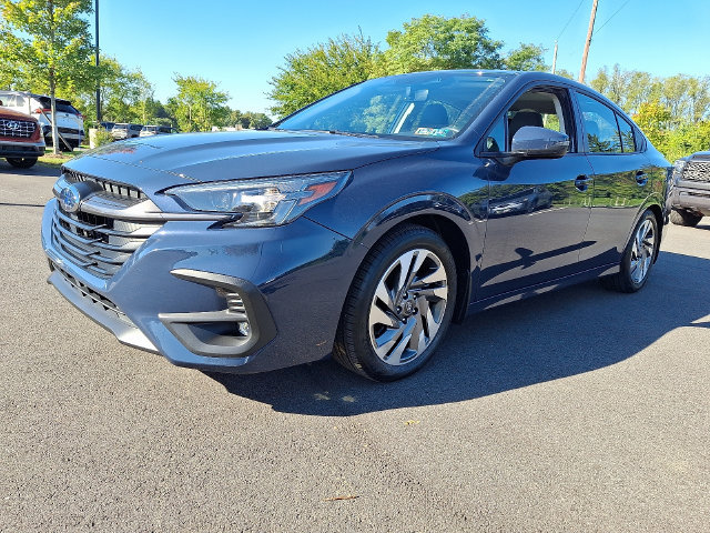 Certified 2023 Subaru Legacy Limited AWD/4WD image 3