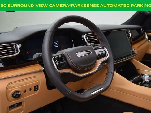 Used 2025 Jeep Grand Wagoneer Series III image 15