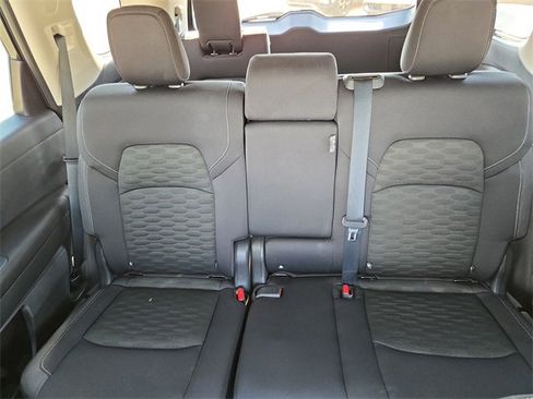 Certified 2024 Nissan Pathfinder SV image 36