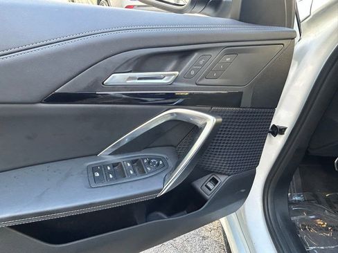 Used 2025 BMW X1 xDrive28i image 16