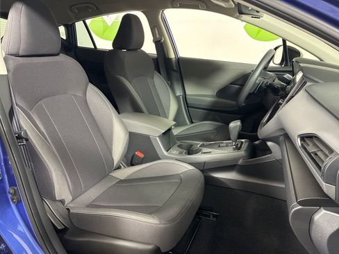Used 2025 Subaru Crosstrek 2.0i Premium w/ Crosstrek Mirror Package AWD/4WD image 35