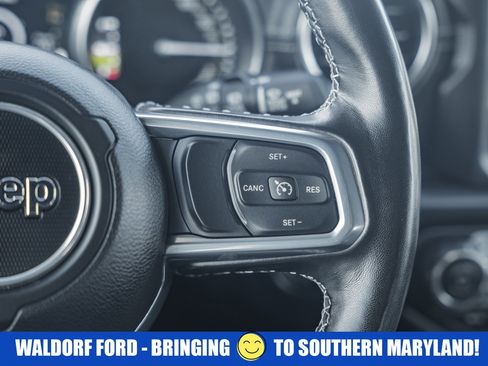 Used 2022 Jeep Wrangler Unlimited Sahara w/ Cold Weather Group image 36