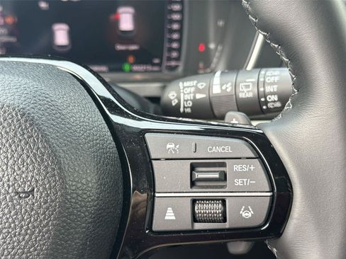 Used 2026 Honda Pilot Touring image 19