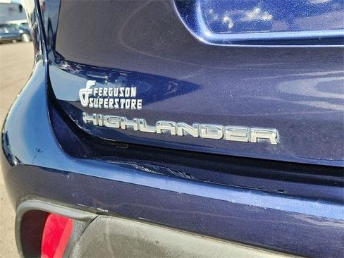 Used 2020 Toyota Highlander XLE image 6