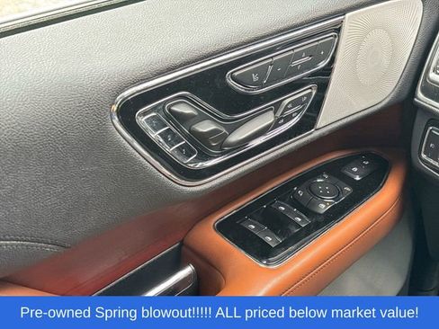 Used 2020 Lincoln Navigator Reserve w/ Equipment Group 208A Reserve AWD/4WD image 35