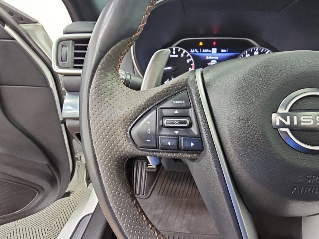 Used 2023 Nissan Maxima SR w/ Sport Mat Group FWD image 25
