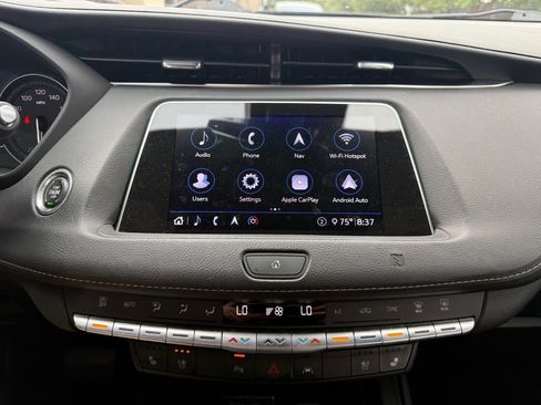 Used 2020 Cadillac XT4 Premium Luxury AWD/4WD image 16