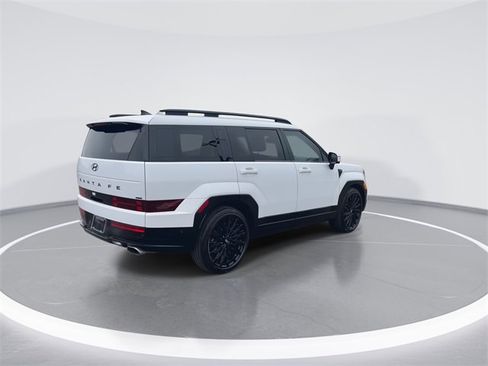 Used 2025 Hyundai Santa Fe Calligraphy image 8