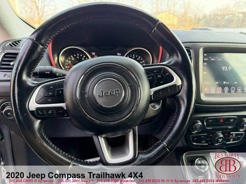Used 2020 Jeep Compass Trailhawk AWD/4WD image 14