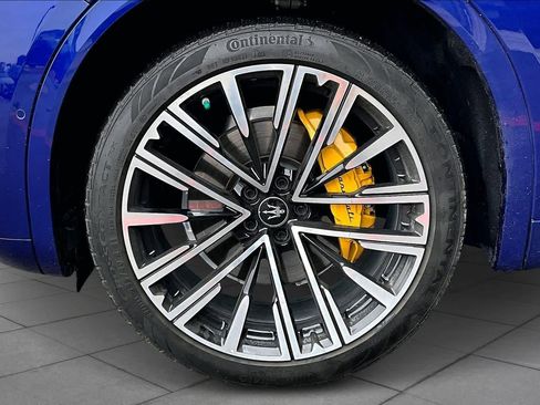 Used 2024 Maserati Grecale Modena image 10