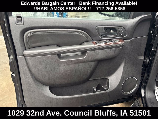 Used 2010 GMC Yukon XL Denali AWD/4WD image 18