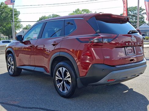 Certified 2023 Nissan Rogue SV AWD/4WD image 4