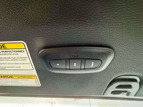 Used 2023 Jeep Gladiator Sport AWD/4WD image 24