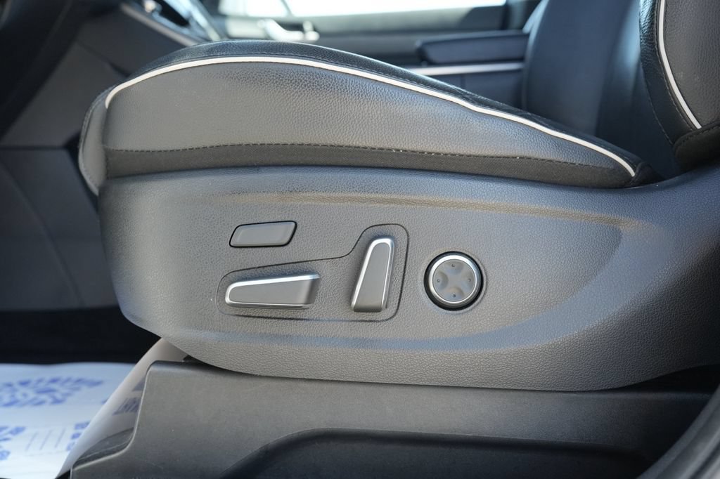 Certified 2023 Hyundai Palisade Limited AWD/4WD image 30