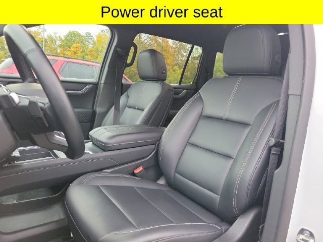 Used 2026 GMC Acadia Elevation w/ Elevation Premium Package FWD image 24