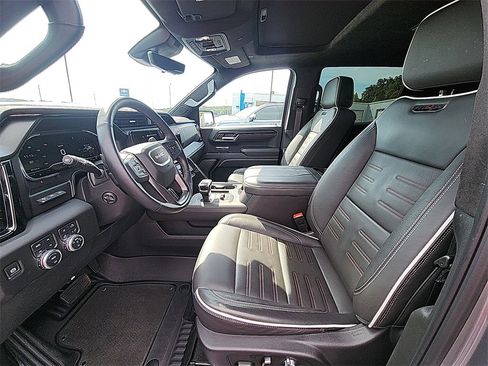 Certified 2025 GMC Sierra 1500 AT4X image 17