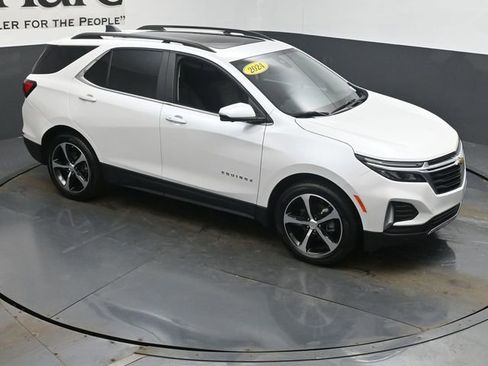 Used 2024 Chevrolet Equinox LT image 36