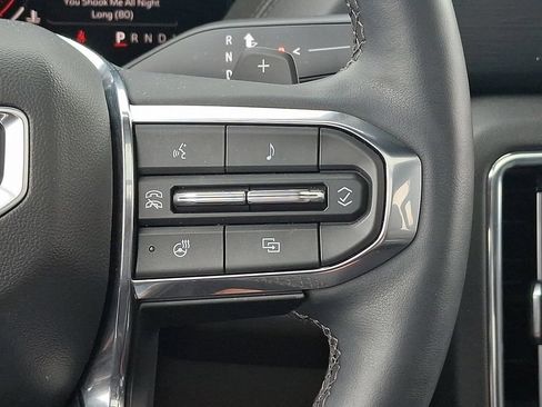 Used 2026 GMC Yukon Denali w/ Sun & Power Step Package AWD/4WD image 24