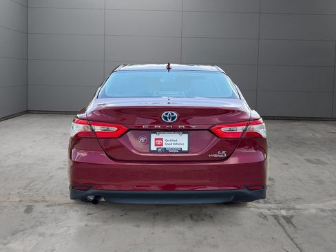 Certified 2019 Toyota Camry LE FWD image 4