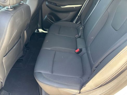 Used 2025 Buick Encore GX Preferred FWD image 21