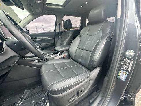 Used 2022 Kia Telluride EX w/ EX Premium Package AWD/4WD image 13