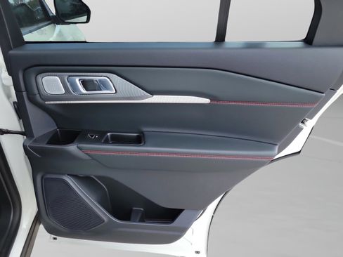 New 2026 Ford Explorer ST w/ Sun And Sound Package image 27