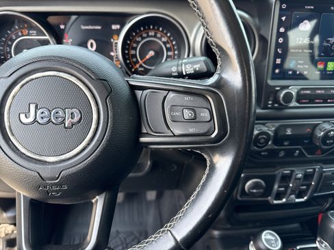 Used 2021 Jeep Gladiator Sport AWD/4WD image 23