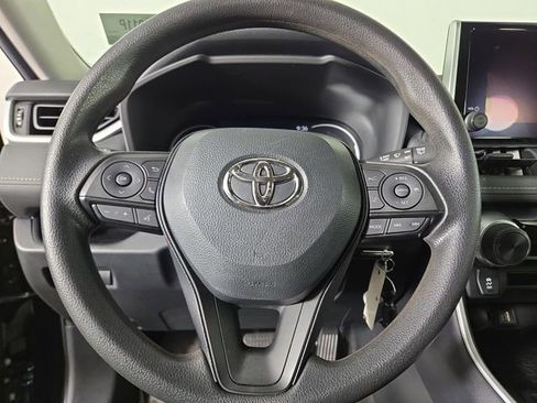 Used 2024 Toyota RAV4 LE AWD/4WD image 21