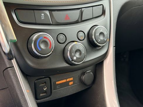 Used 2017 Chevrolet Trax LS image 12