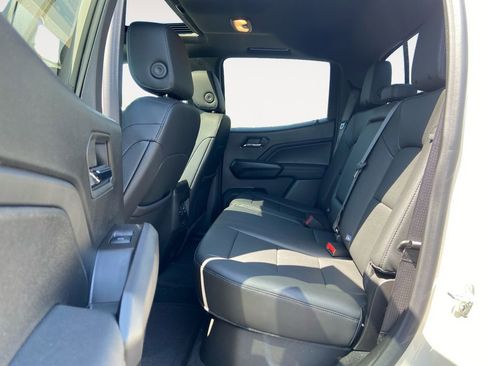 New 2026 GMC Canyon Elevation w/ Convenience Package RWD image 13