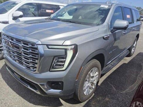 Used 2025 GMC Yukon XL Denali AWD/4WD image 1