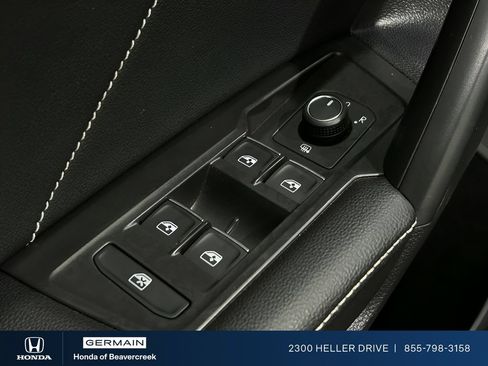 Used 2022 Volkswagen Tiguan SE R-Line FWD image 13