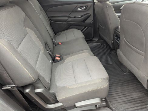 Certified 2018 Chevrolet Traverse LS image 14