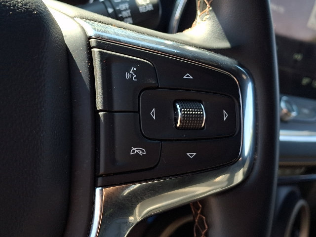 Used 2023 Chevrolet Blazer Premier FWD image 22