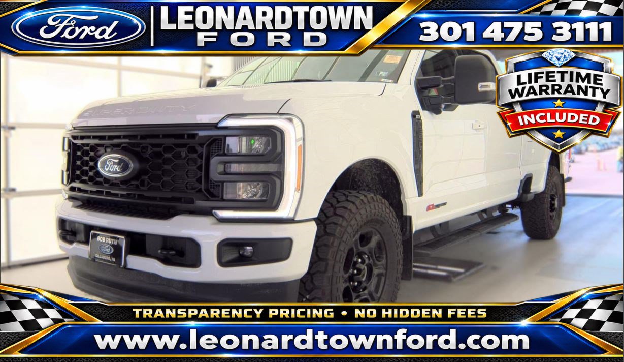 Used 2023 Ford F350 XLT w/ XLT Premium Package AWD/4WD image 1