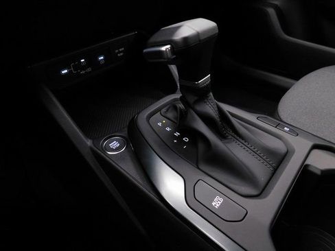 Used 2025 Kia K4 LXS image 46