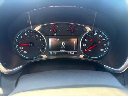 Used 2018 Chevrolet Equinox LT w/ Sun & Infotainment Package AWD/4WD image 14