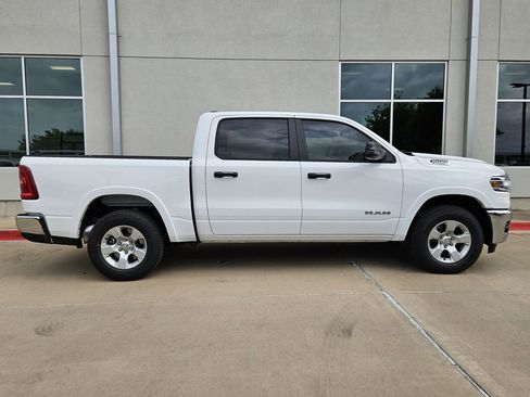 New 2026 RAM 1500 4x4 Crew Cab image 2