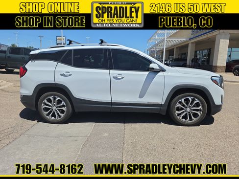 Used 2019 GMC Terrain SLT w/ Preferred Package AWD/4WD image 3