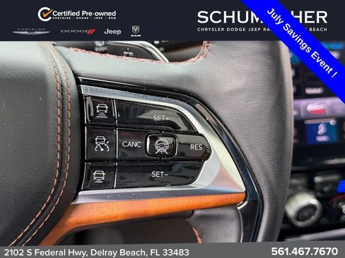 Used 2023 Jeep Grand Cherokee L Summit AWD/4WD image 29