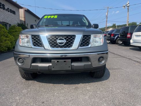 Used 2006 Nissan Frontier SE w/ (P01) Power Pkg AWD/4WD image 3