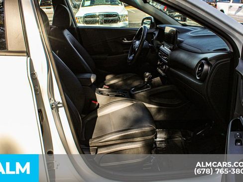 Used 2023 Hyundai Kona Limited image 22