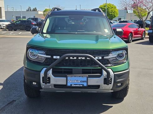 Used 2025 Ford Bronco Sport Badlands w/ Sasquatch Badlands Package AWD/4WD image 9