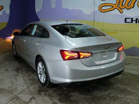 Used 2021 Chevrolet Malibu LT FWD image 5
