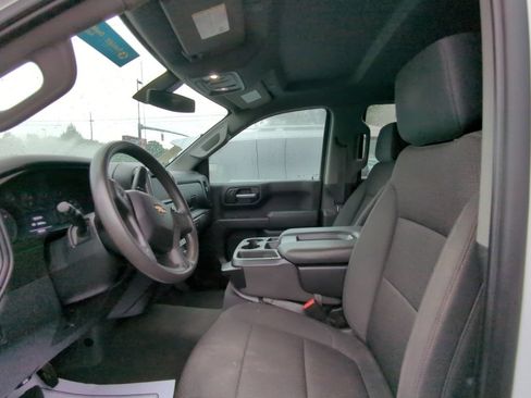Used 2021 Chevrolet Silverado 1500 Custom AWD/4WD image 7