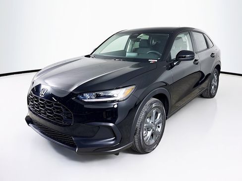 New 2026 Honda HR-V LX image 4