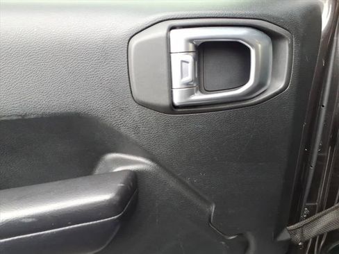 Used 2019 Jeep Wrangler Unlimited Sport S image 20