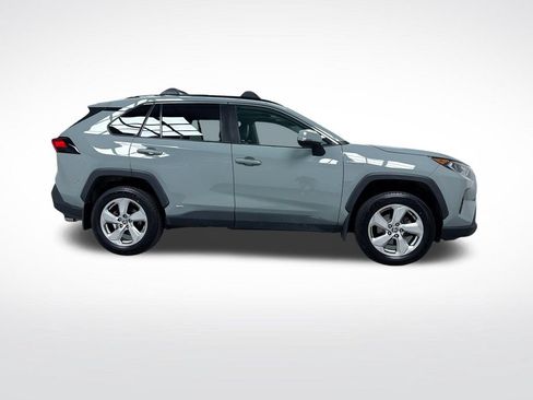 Used 2021 Toyota RAV4 XLE Premium AWD/4WD image 2