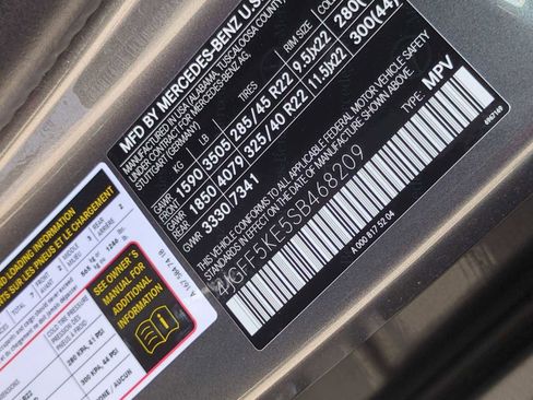 New 2025 Mercedes-Benz GLS 450 4MATIC image 38