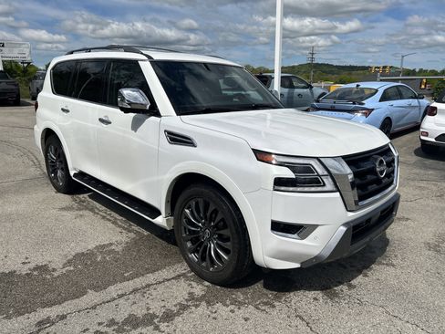 Used 2023 Nissan Armada Platinum w/ Captain's Chairs Package AWD/4WD image 1